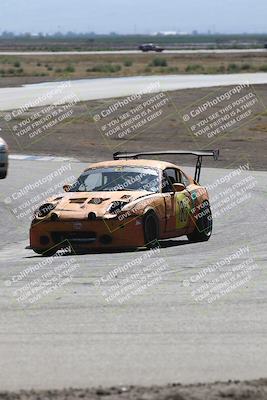 media/Sep-27-2025-24 Hours of Lemons (Sat) [[04fd3ac4ac]]/1pm (Off Ramp)/
